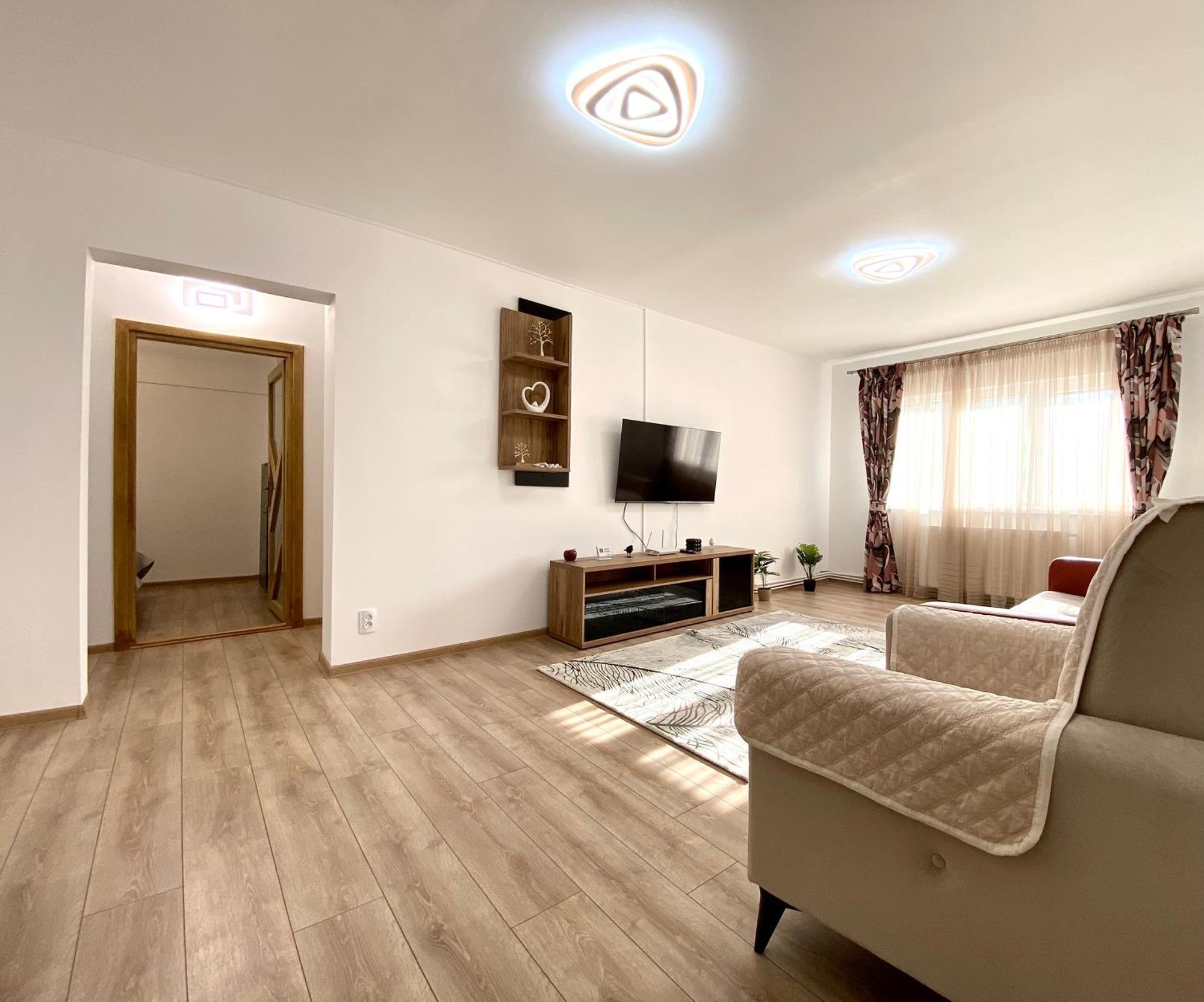 Kronstadt Apartment - Pet Friendly Braşov Exteriör bild